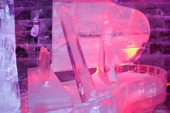 Quebec 08-Bahamas 08-VQ 08 193