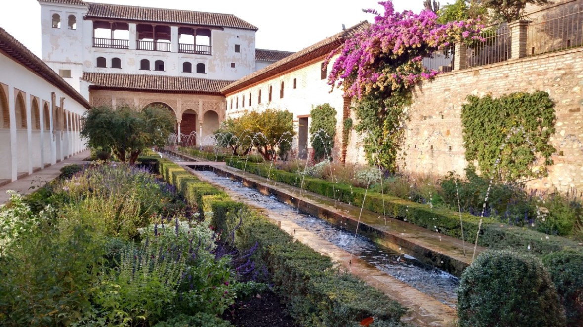 Alhambra playful fountain
